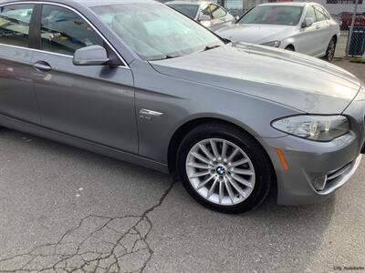 2011 BMW 5 Series 535i xDrive   - Photo 11 - Victoria, BC V8T 2W6