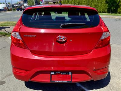 2016 Hyundai ACCENT SE   - Photo 9 - Victoria, BC V8T 2W6