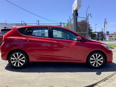 2016 Hyundai ACCENT SE   - Photo 12 - Victoria, BC V8T 2W6