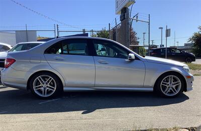 2012 Mercedes-Benz C 300 Luxury 4MATIC   - Photo 12 - Victoria, BC V8T 2W6