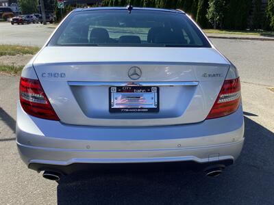 2012 Mercedes-Benz C 300 Luxury 4MATIC   - Photo 9 - Victoria, BC V8T 2W6