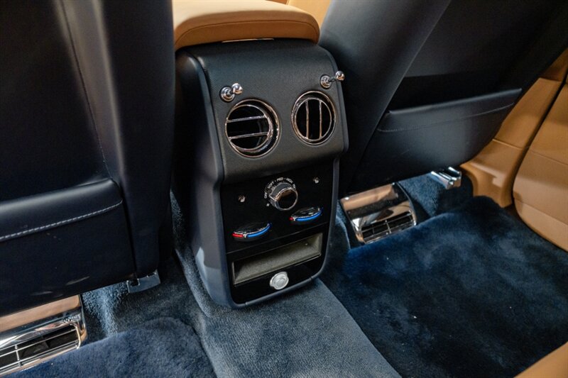 2024 Rolls-Royce Cullinan - Photo 60 - Huntington Beach, CA 92649