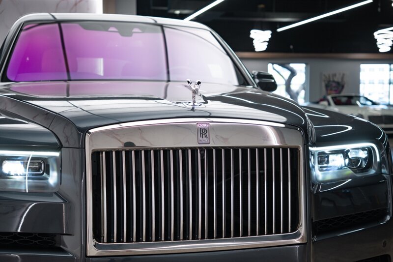 2024 Rolls-Royce Cullinan - Photo 11 - Huntington Beach, CA 92649