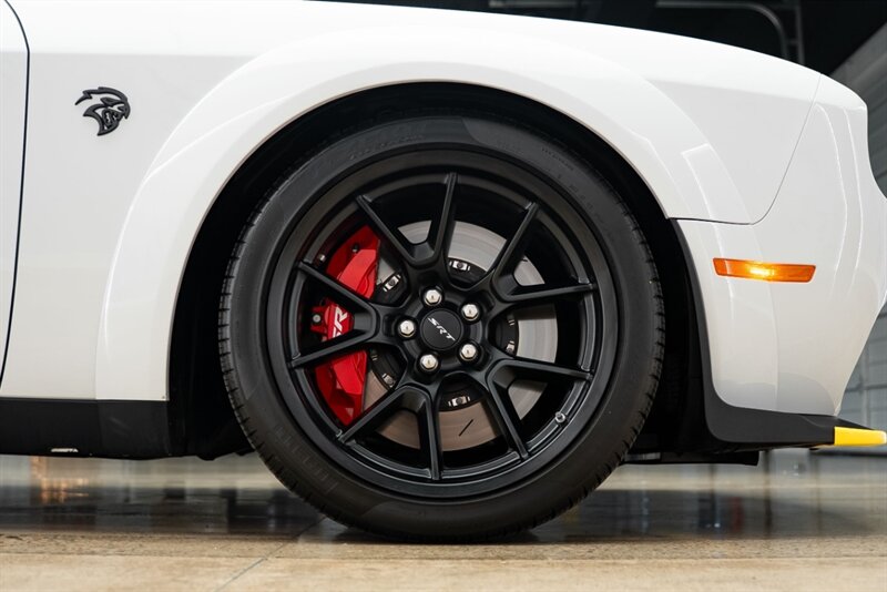 2023 Dodge Challenger SRT Hellcat Jailbreak - Photo 11 - Scottsdale, AZ 85258