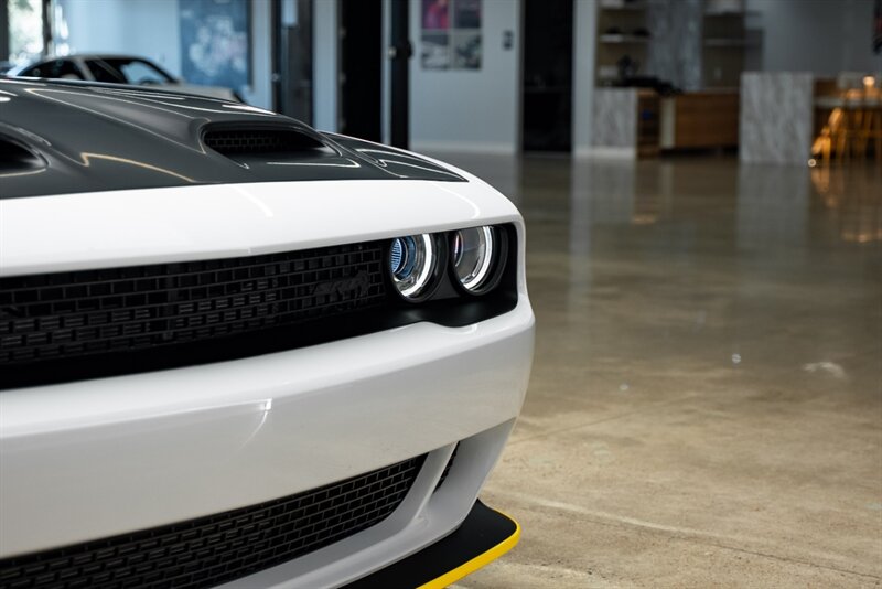2023 Dodge Challenger SRT Hellcat Jailbreak - Photo 14 - Scottsdale, AZ 85258