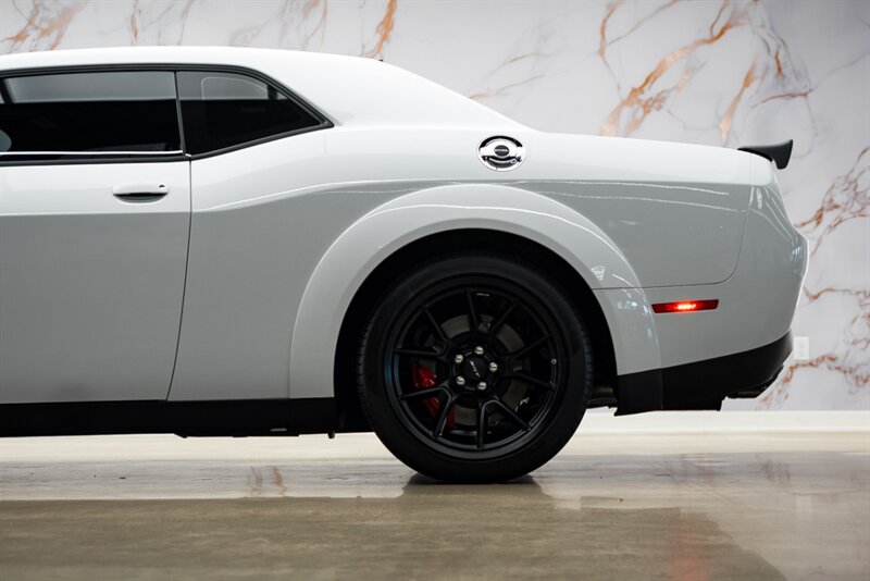 2023 Dodge Challenger SRT Hellcat Jailbreak - Photo 5 - Scottsdale, AZ 85258