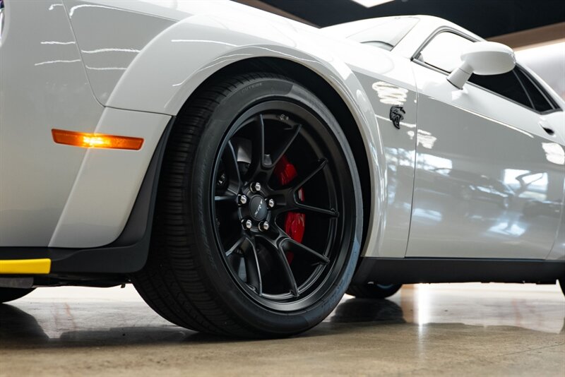 2023 Dodge Challenger SRT Hellcat Jailbreak - Photo 36 - Scottsdale, AZ 85258