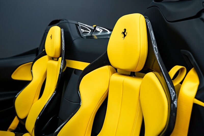 2025 Ferrari SF90 Spider - Photo 23 - Huntington Beach, CA 92649