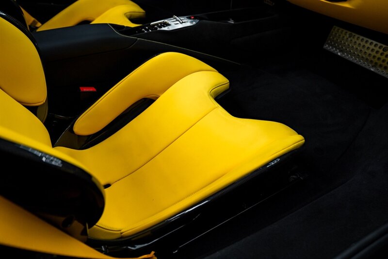 2025 Ferrari SF90 Spider - Photo 45 - Huntington Beach, CA 92649