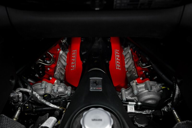2025 Ferrari SF90 Spider - Photo 62 - Huntington Beach, CA 92649
