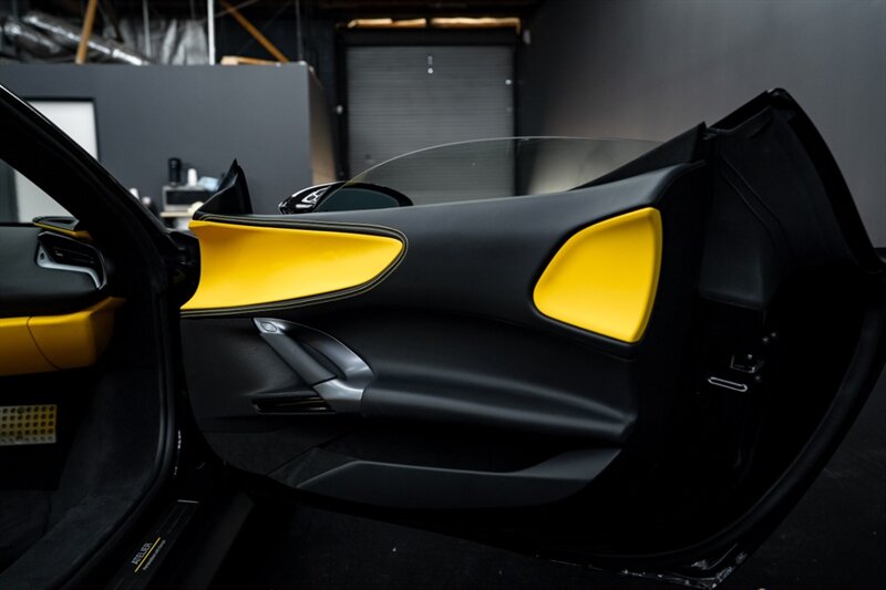 2025 Ferrari SF90 Spider - Photo 49 - Huntington Beach, CA 92649