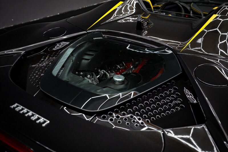 2025 Ferrari SF90 Spider - Photo 61 - Huntington Beach, CA 92649