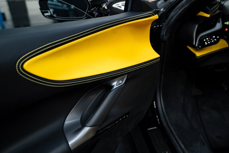 2025 Ferrari SF90 Spider - Photo 39 - Huntington Beach, CA 92649