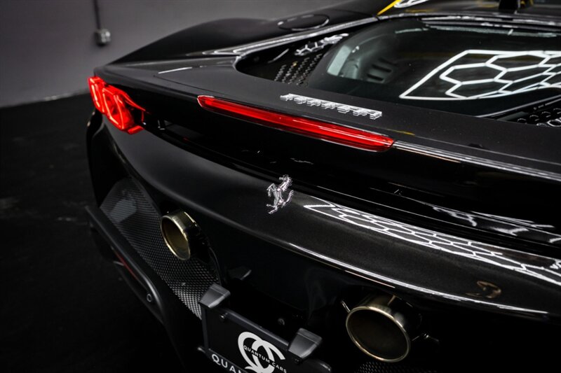 2025 Ferrari SF90 Spider - Photo 59 - Huntington Beach, CA 92649