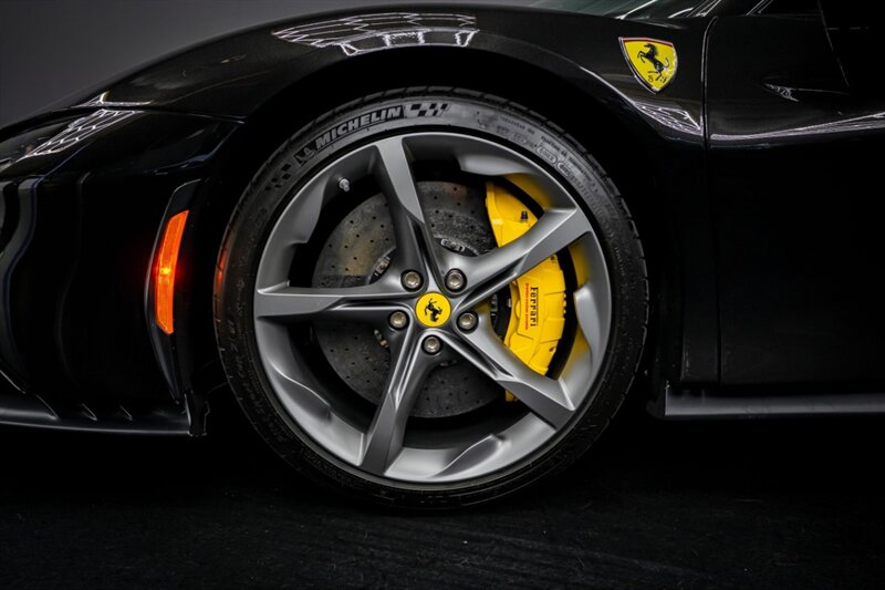 2025 Ferrari SF90 Spider - Photo 13 - Huntington Beach, CA 92649