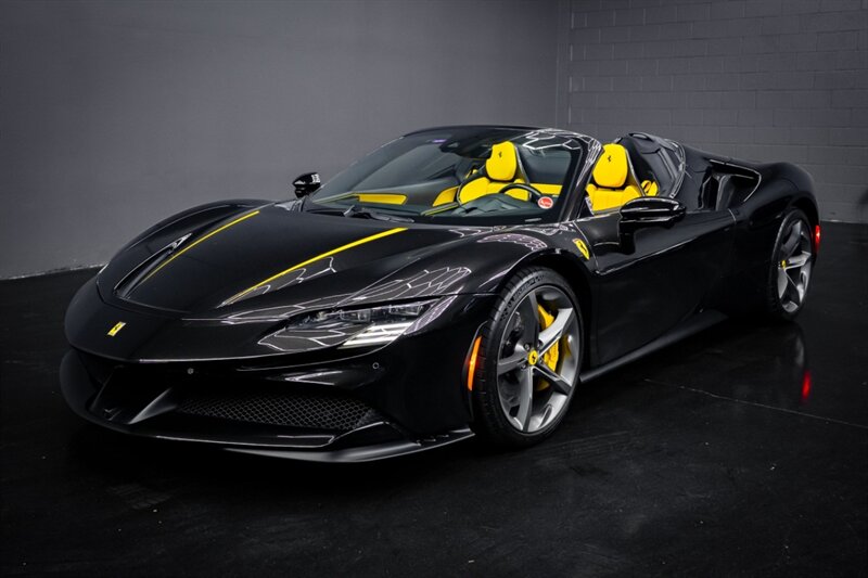 2025 Ferrari SF90 Spider   - Photo 1 - Huntington Beach, CA 92649
