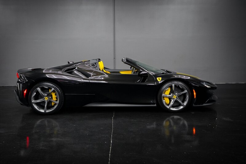 2025 Ferrari SF90 Spider - Photo 54 - Huntington Beach, CA 92649