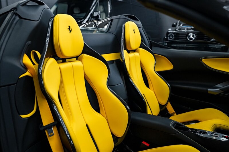 2025 Ferrari SF90 Spider - Photo 42 - Huntington Beach, CA 92649