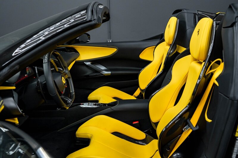 2025 Ferrari SF90 Spider - Photo 21 - Huntington Beach, CA 92649