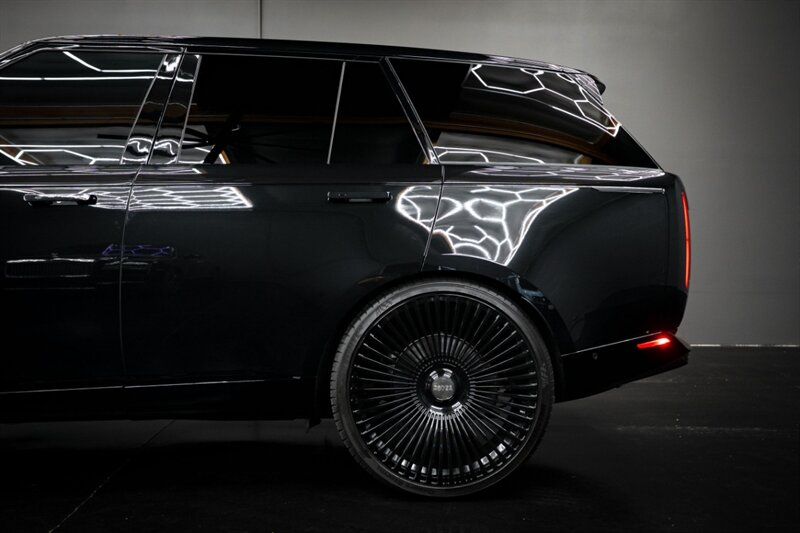 2025 Land Rover Range Rover P530 SE - Photo 60 - Huntington Beach, CA 92649
