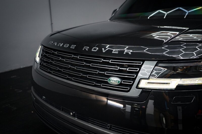 2025 Land Rover Range Rover P530 SE - Photo 57 - Huntington Beach, CA 92649