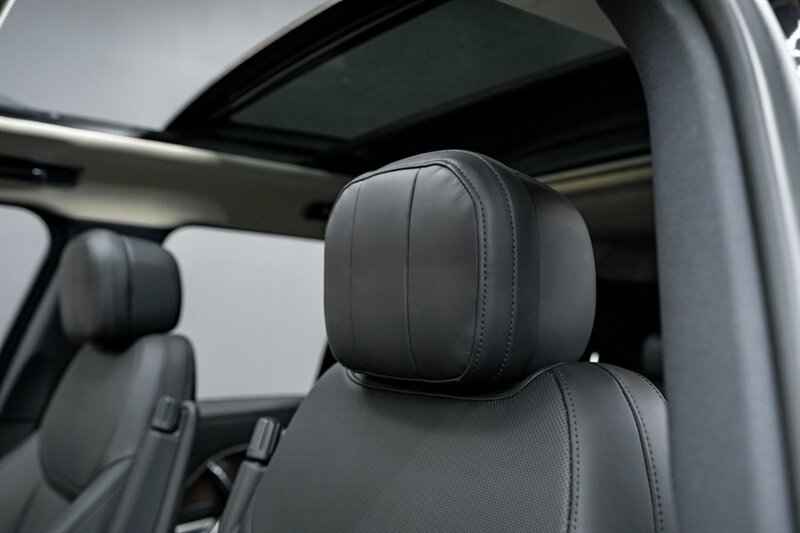 2025 Land Rover Range Rover P530 SE - Photo 45 - Huntington Beach, CA 92649