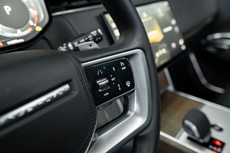 2025 Land Rover Range Rover P530 SE - Photo 41 - Huntington Beach, CA 92649