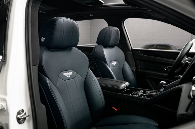 2024 Bentley Bentayga V8 - Photo 40 - Huntington Beach, CA 92649