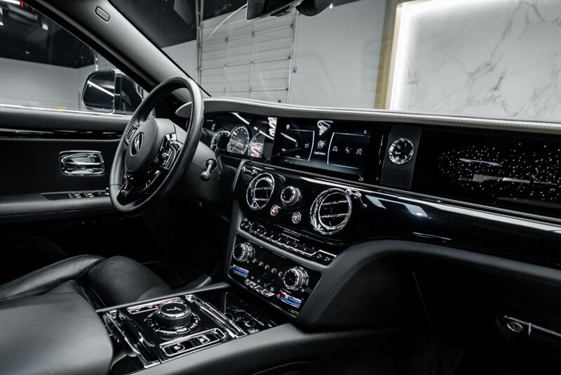 2021 Rolls-Royce Ghost - Photo 61 - Huntington Beach, CA 92649