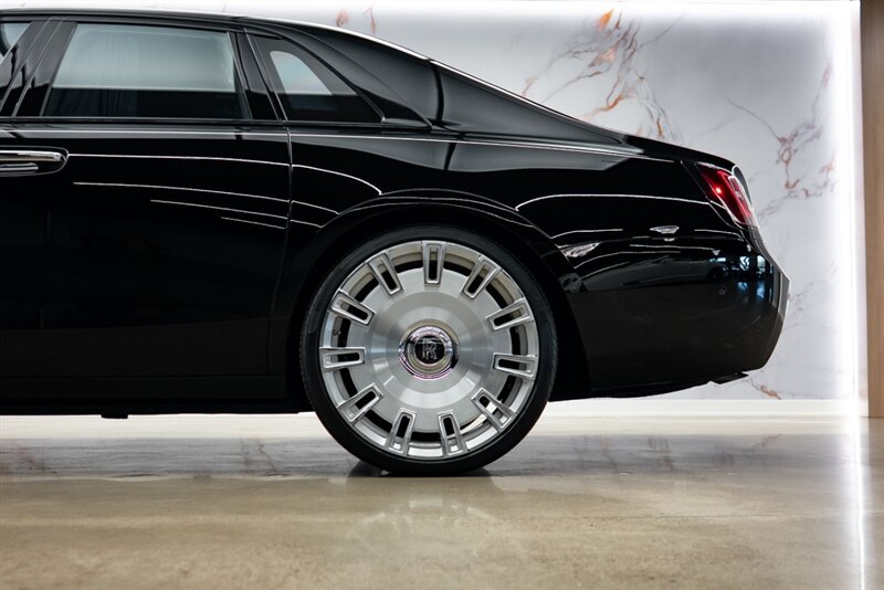 2021 Rolls-Royce Ghost - Photo 5 - Huntington Beach, CA 92649