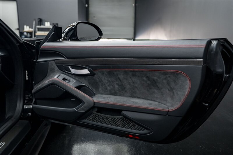 2019 Porsche 911 GT3 RS - Photo 52 - Huntington Beach, CA 92649