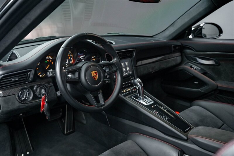 2019 Porsche 911 GT3 RS - Photo 22 - Huntington Beach, CA 92649