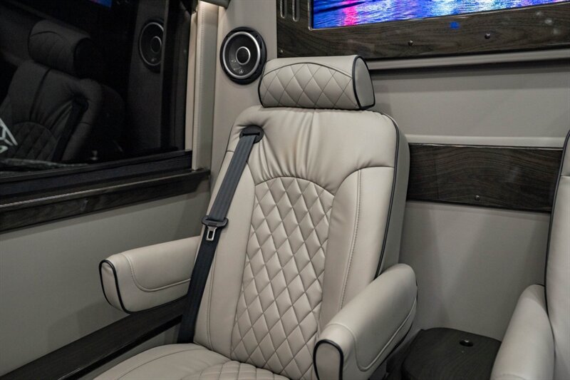 2022 Mercedes-Benz Sprinter 3500XD - Photo 47 - Huntington Beach, CA 92649