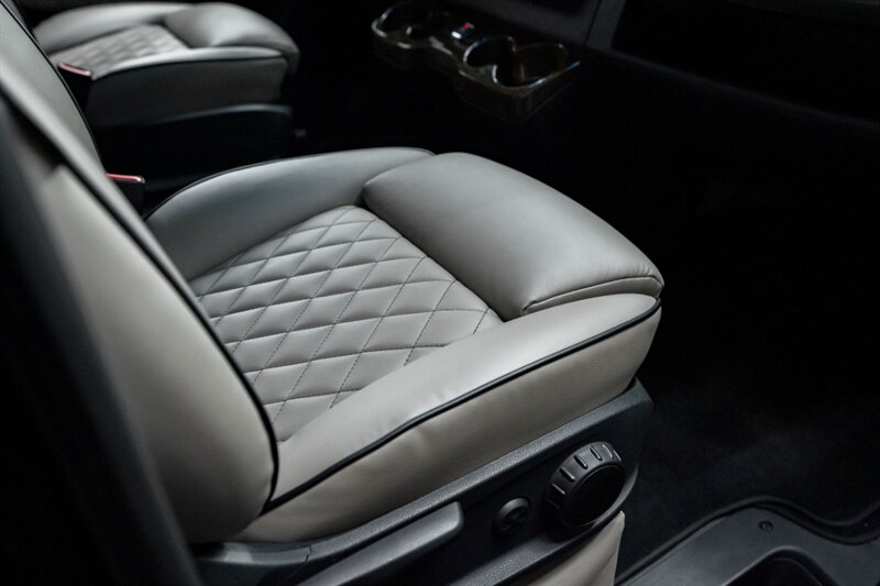 2022 Mercedes-Benz Sprinter 3500XD - Photo 33 - Huntington Beach, CA 92649