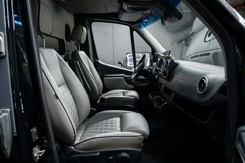 2022 Mercedes-Benz Sprinter 3500XD - Photo 29 - Huntington Beach, CA 92649