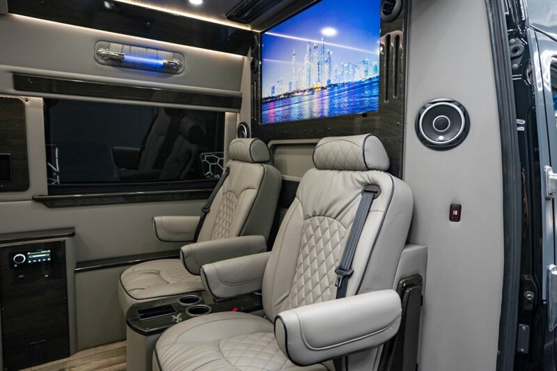 2022 Mercedes-Benz Sprinter 3500XD - Photo 37 - Huntington Beach, CA 92649