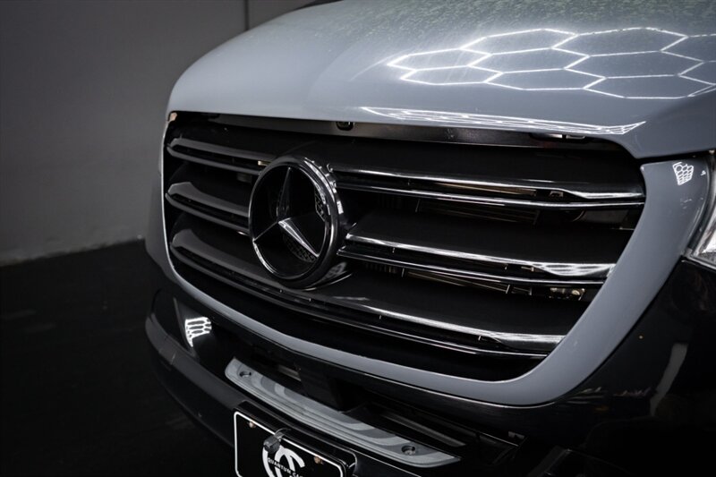 2022 Mercedes-Benz Sprinter 3500XD - Photo 9 - Huntington Beach, CA 92649