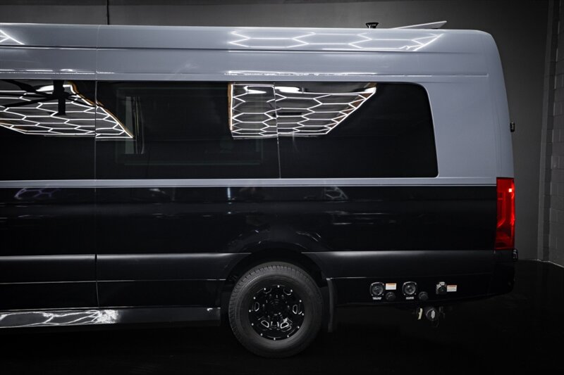 2022 Mercedes-Benz Sprinter 3500XD - Photo 6 - Huntington Beach, CA 92649