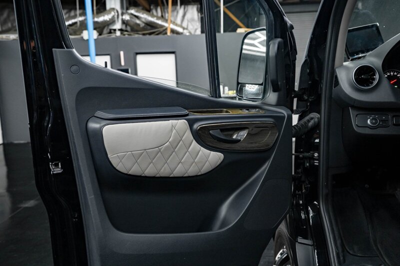 2022 Mercedes-Benz Sprinter 3500XD - Photo 26 - Huntington Beach, CA 92649