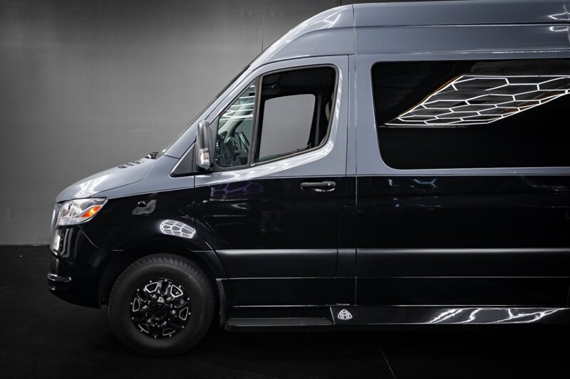 2022 Mercedes-Benz Sprinter 3500XD - Photo 5 - Huntington Beach, CA 92649