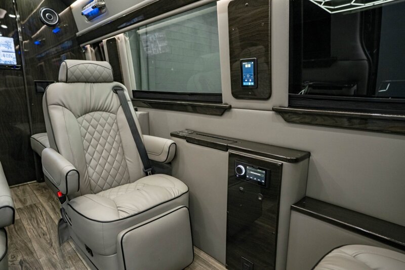 2022 Mercedes-Benz Sprinter 3500XD - Photo 51 - Huntington Beach, CA 92649