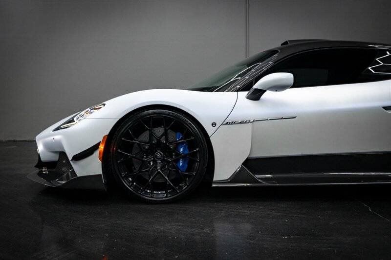 2022 Maserati MC20 ARIA - Photo 5 - Huntington Beach, CA 92649