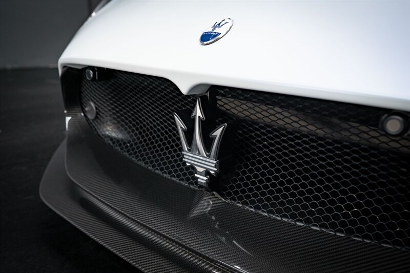 2022 Maserati MC20 ARIA - Photo 11 - Huntington Beach, CA 92649