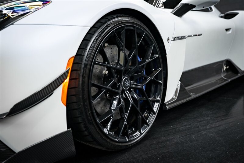 2022 Maserati MC20 ARIA - Photo 15 - Huntington Beach, CA 92649