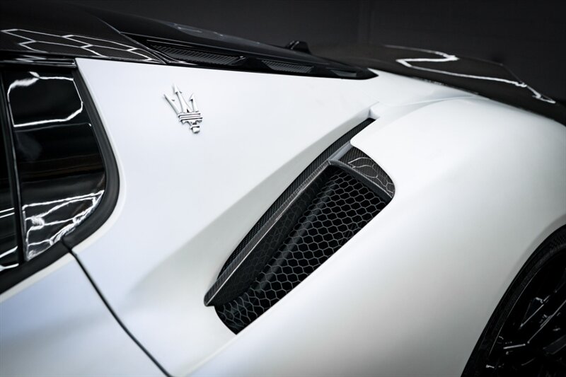 2022 Maserati MC20 ARIA - Photo 22 - Huntington Beach, CA 92649