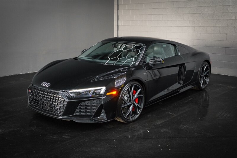 2023 Audi R8 Performance's photo