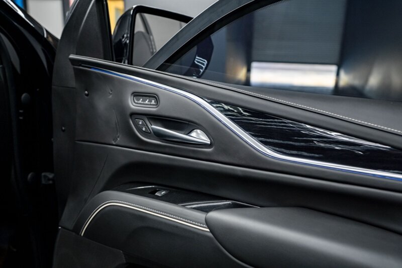 2023 Cadillac Escalade-V ESV - Photo 46 - Huntington Beach, CA 92649