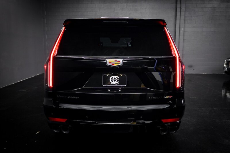 2023 Cadillac Escalade-V ESV - Photo 61 - Huntington Beach, CA 92649