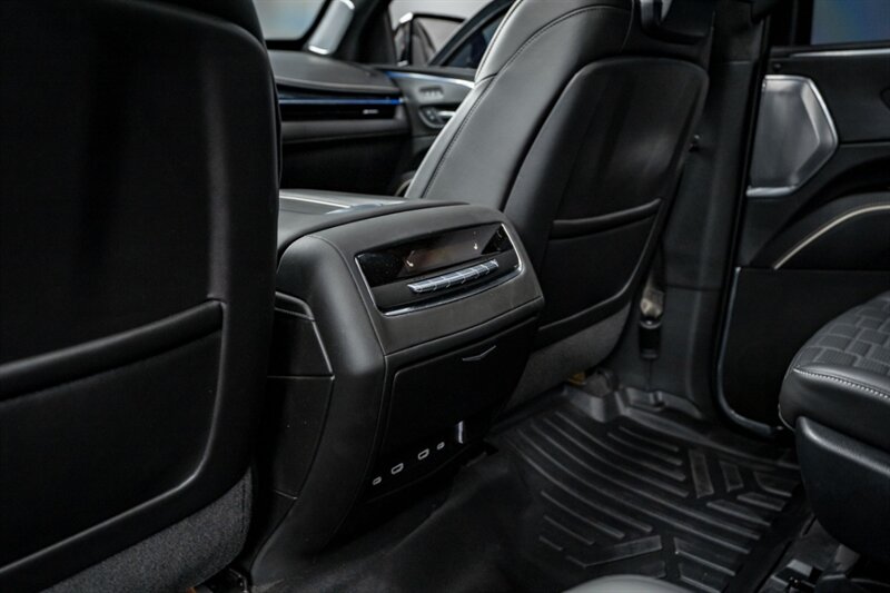 2023 Cadillac Escalade-V ESV - Photo 53 - Huntington Beach, CA 92649