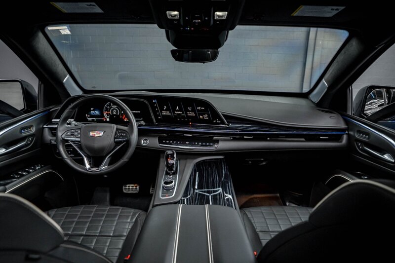 2023 Cadillac Escalade-V ESV - Photo 77 - Huntington Beach, CA 92649